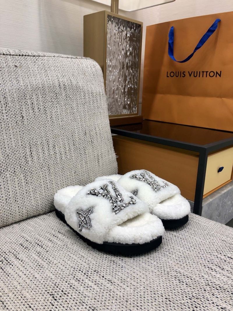 Louis Vuitton Slippers